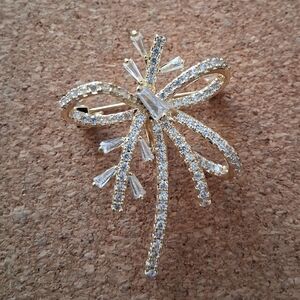 18k Gold Plated Cubic Zirconia Brooch